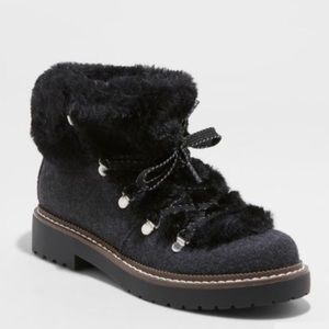 Tessie Faux Fur Winter Hiking Chukka Boots